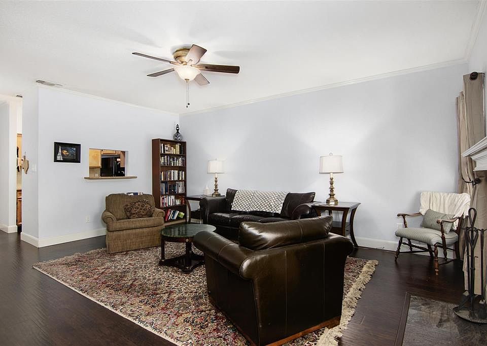 1st image of 9850 Pagewood Ln APT 1906