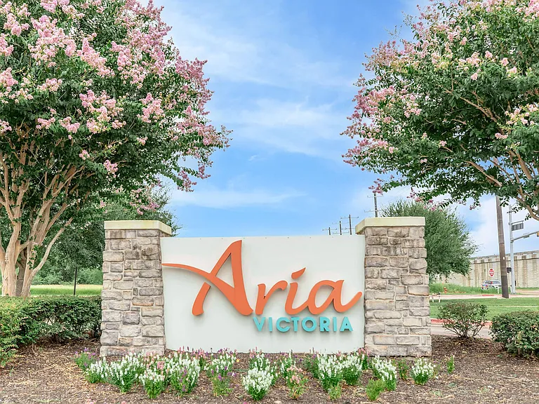 Aria Victoria Apartments — Photo 37