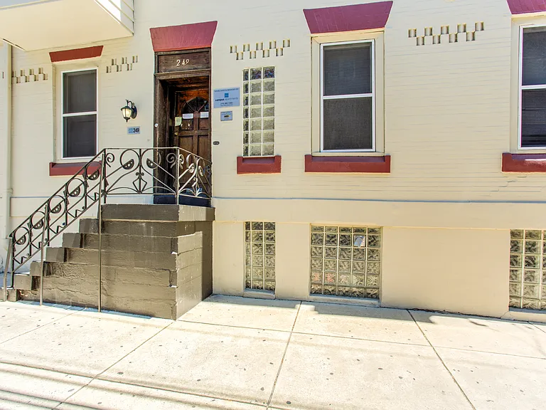 4066 Irving St #H — Photo 30