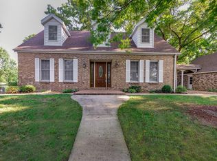 7800 Colonial Rd, Jefferson City, MO 65109