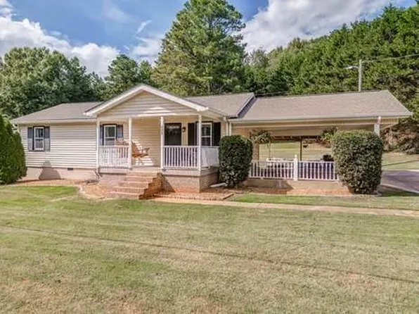 421 Wax Rd SE, Silver Creek, GA 30173