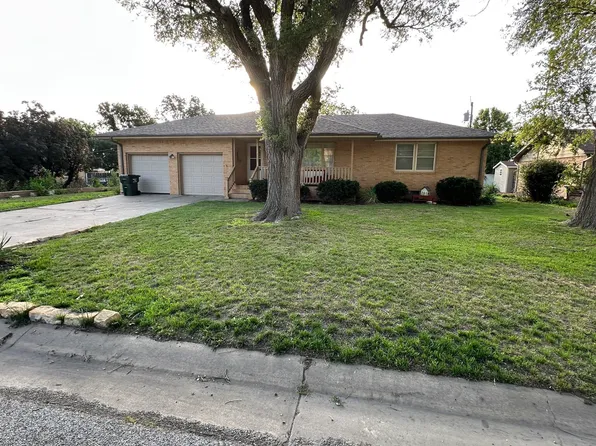 1306 Wilson St, Great Bend, KS 67530