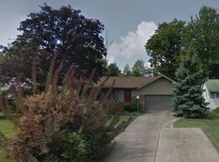 17958 Ash Dr, Strongsville, OH