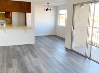 584 W 17th St APT 8, San Pedro, CA 90731