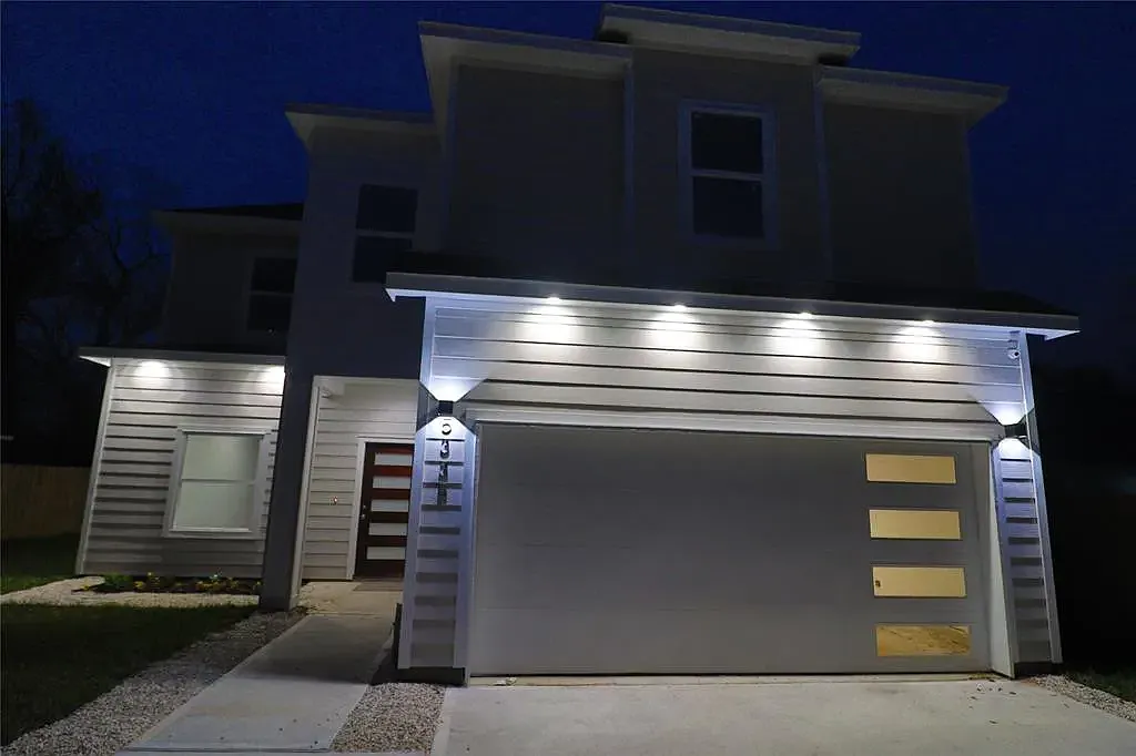 5335 Myrtlewood St — Photo 1