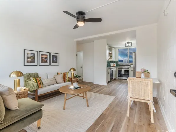 98-120 Lipoa Pl APT 309, Aiea, HI 96701