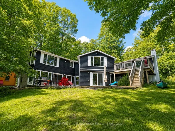 21 Lakeview Cres, Tiny, ON L9M 0B9