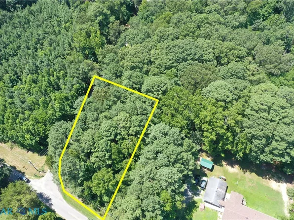 27-35A Taylors Creek Rd, Weems, VA 22576