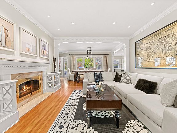 3rd image of 4177 W 15th Ave