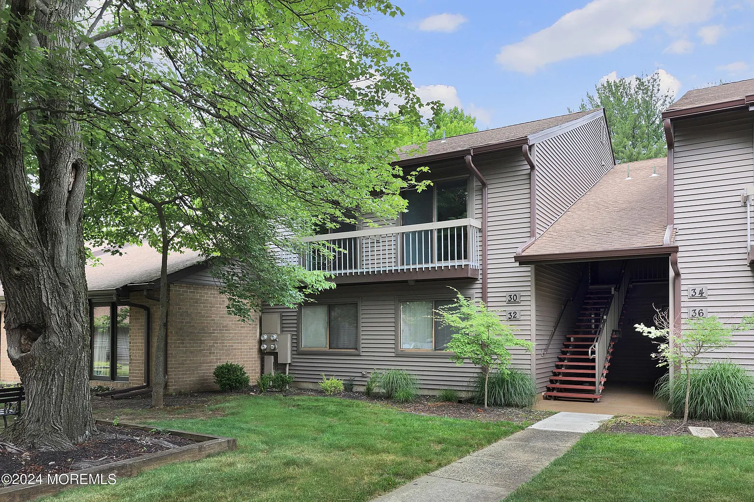 30 Claremont Court photo 1