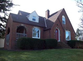 4712 E Pleasant Valley Rd, Independence, OH 44131