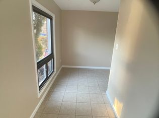 1127 Whitewater Pl, Herndon, VA 20170