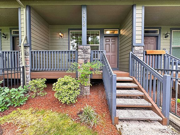 2nd image of 1419 NE Lockheart Ln #1