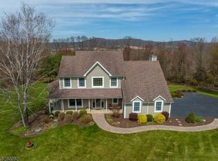 19 Creveling Rd, Bloomsbury, NJ 08804