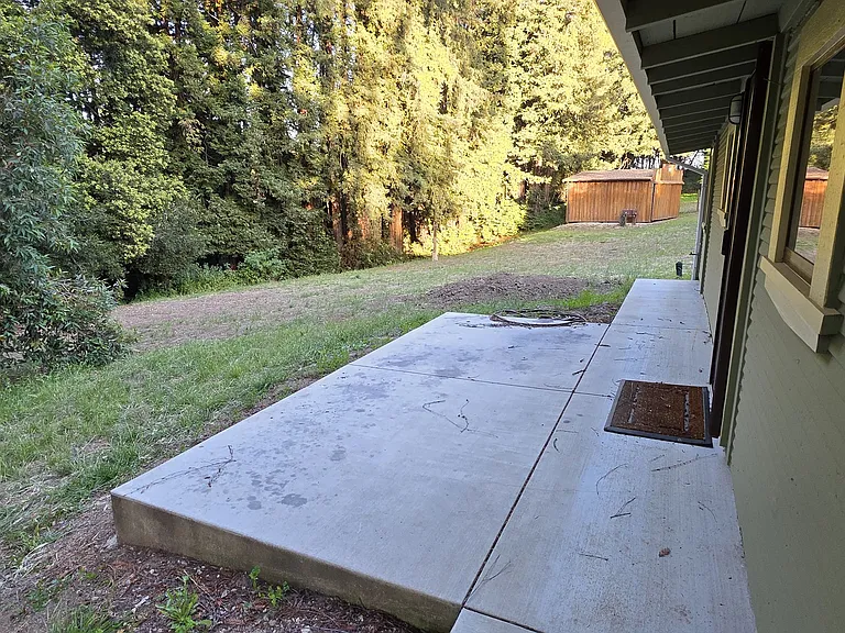 601 Old Hazel Dell Rd — Photo 3