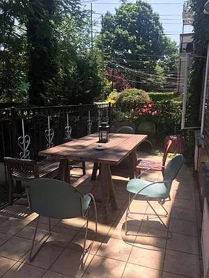 Rented by Apple Exclusive Realty Inc | media 19
