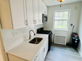 6150 219th St #1A, Oakland Gardens, NY 11364
