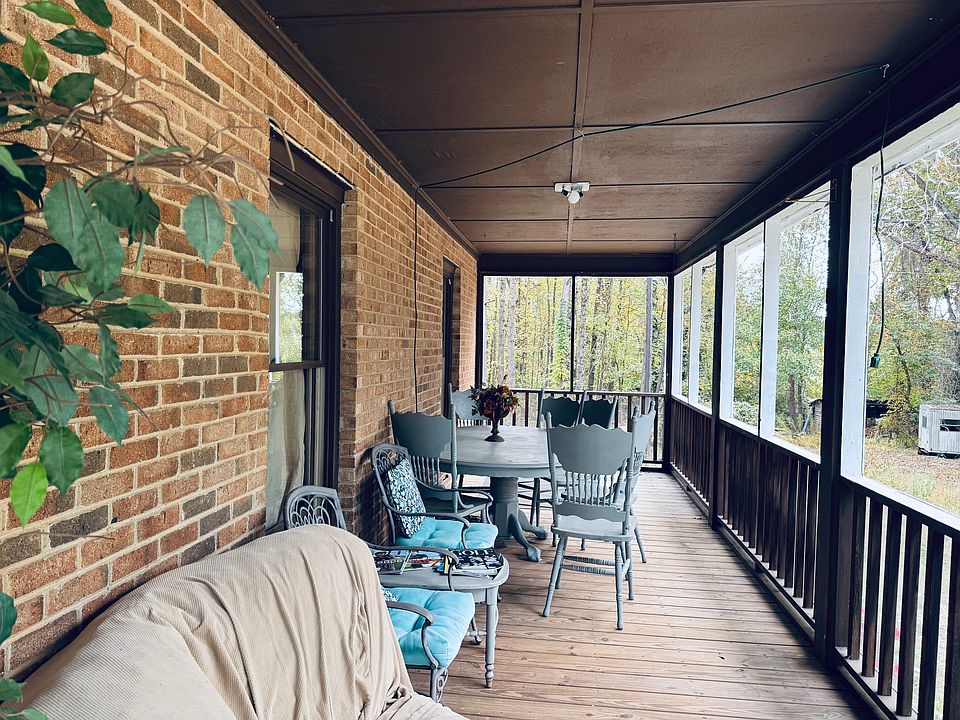 2nd image of 9529 Neils Branch Rd