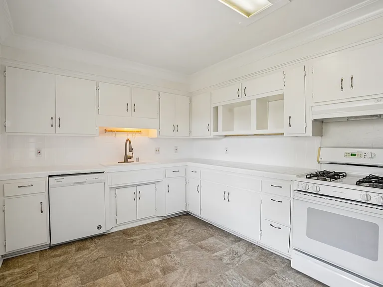 7371 W Manchester Ave #A — Photo 9