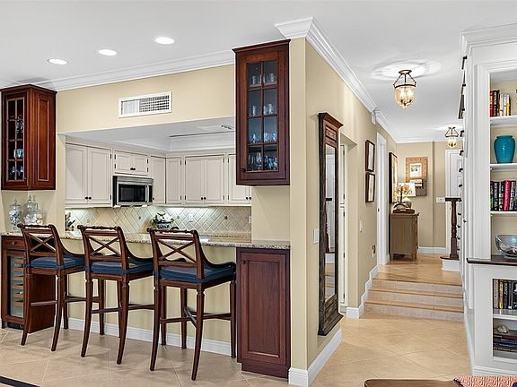 2nd image of 777 Sea Oak Dr APT 724