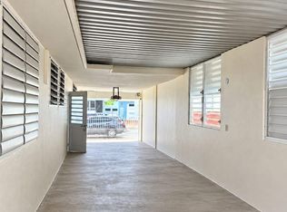 Calle 25 #Urb, Catano, PR 00962