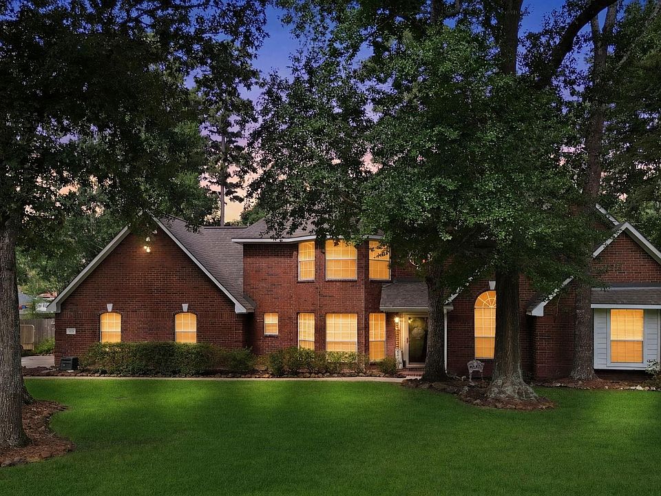 1st image of 615 Fairbanks Dr