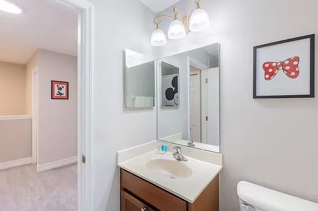 849 Assembly Ct — Photo 15