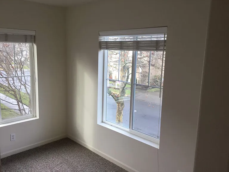 1698 Riley Ln — Photo 25