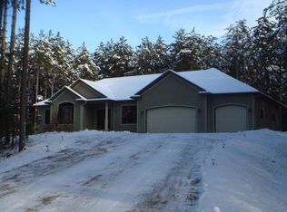 N15390 River Pine Dr, Trempealeau, WI 54661