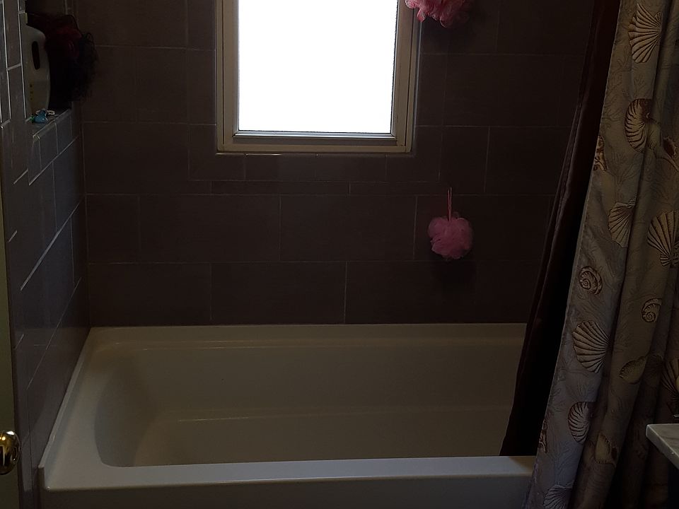2nd image of 9 Grandview St