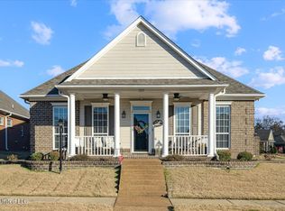 7297 Stone Ridge Dr, Olive Branch, MS 38654