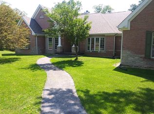 32 Walnut Creek Trl, Defiance, MO 63341