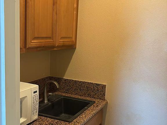 3rd image of 5939 Red Gold St
