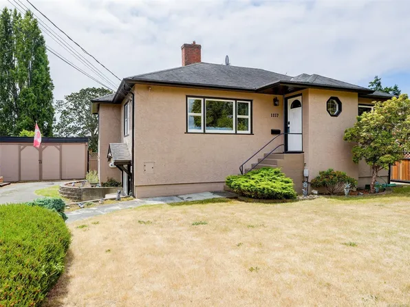 1157 Lyall St, Esquimalt, BC V9A 5G6
