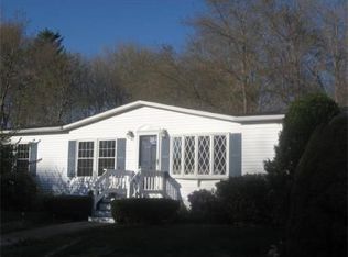 88 Leisurewoods Dr, Rockland, MA 02370