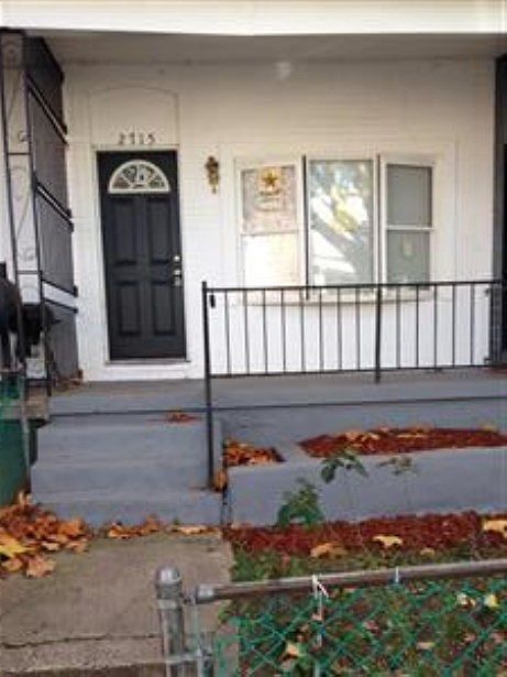 2nd image of 2715 Presbury St