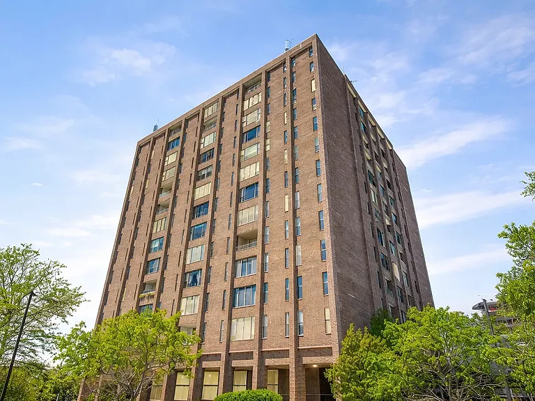 14 Lockwood Dr #1B — Photo 21
