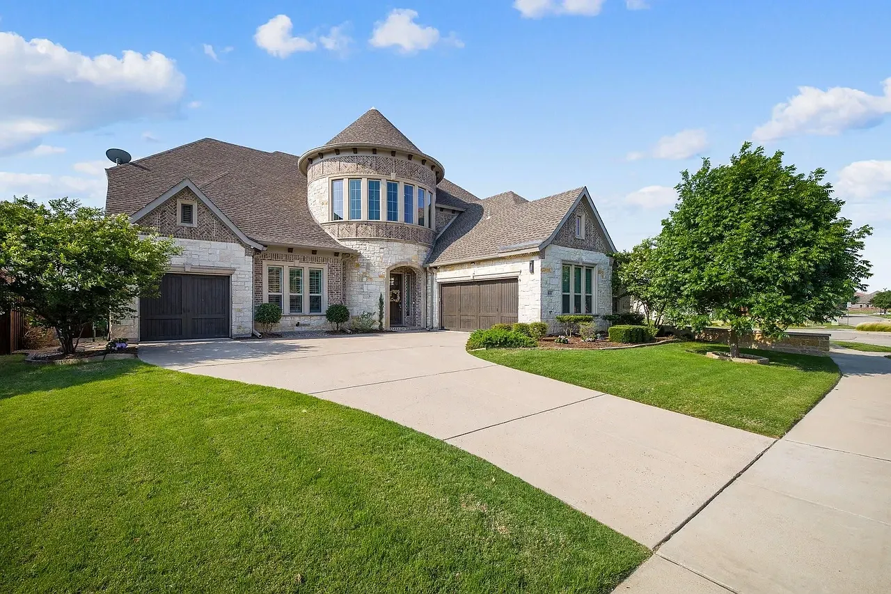 Bridle Blvd, Frisco — Photo 2