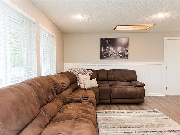 2nd image of 3673 Spartan Cir
