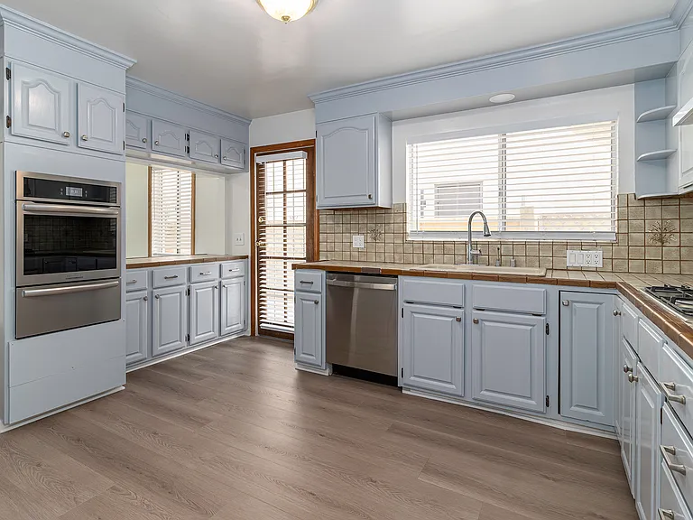 4130 Vinton Ave — Photo 11