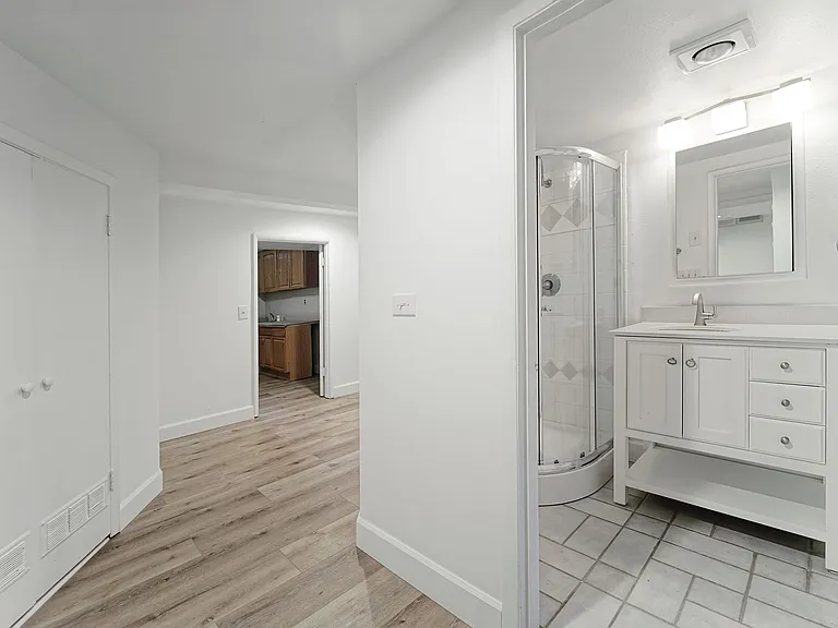 3801 SW Hamilton St — Photo 21