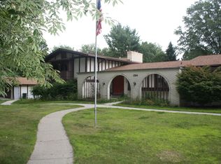 1514 N Lendale Rd, Ludington, MI 49431