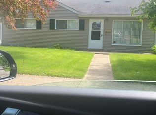 364 3rd Ave, Pontiac, MI 48340