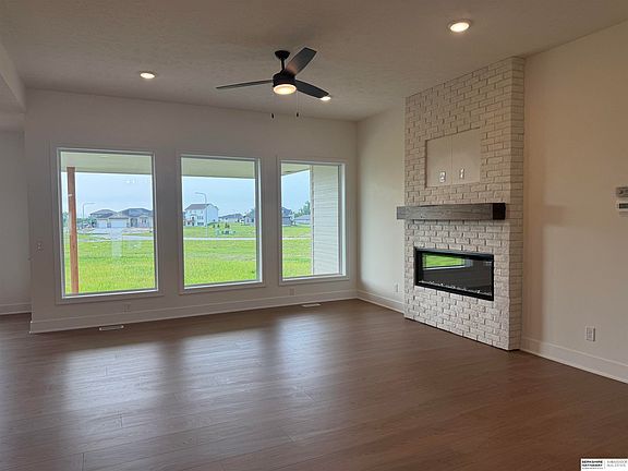 3rd image of 6207 209th St
