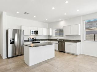 36042 W San Alvarez Ave, Maricopa, AZ 85138