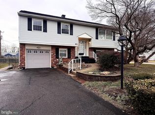 214 Bluefield Rd, Newark, DE 19713