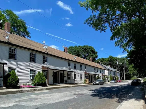 103 Mill St Unit 117, Southbridge, MA 01550