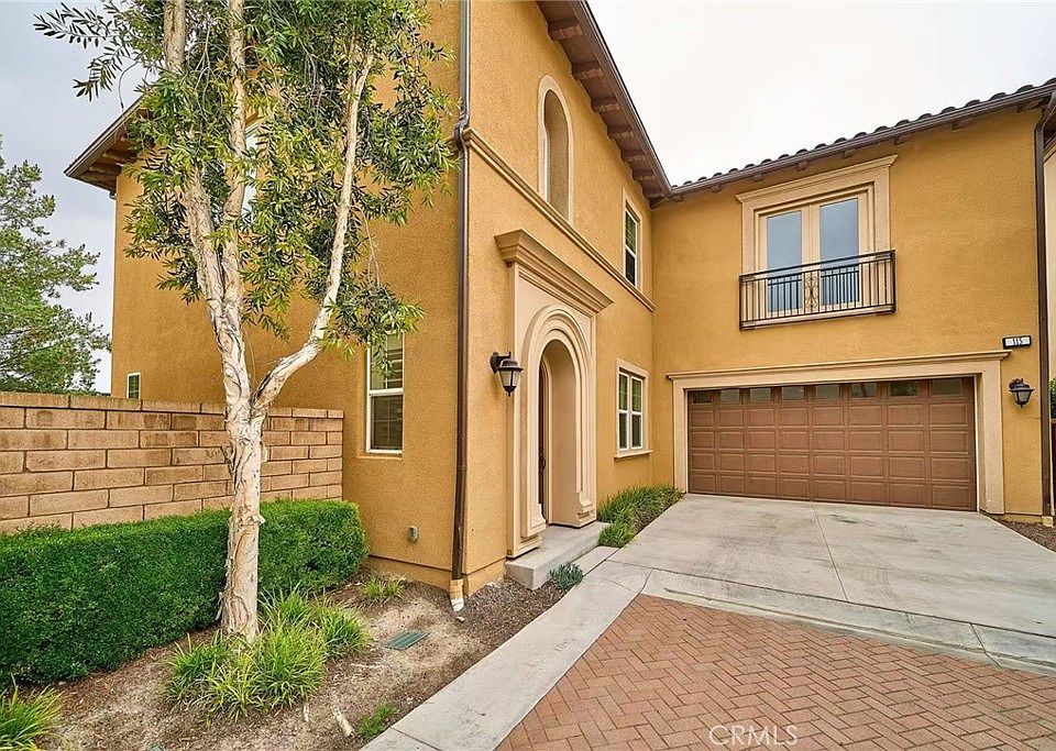 1st image of 115 Mesa Verde Ln