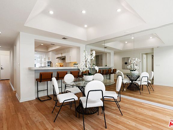 4th image of 140 Ocean Park Blvd Unit 629