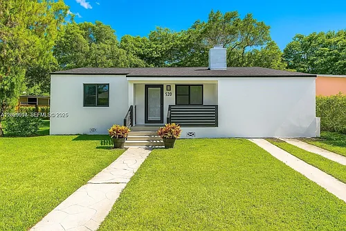 520 NW 45th St #2 Photo 1